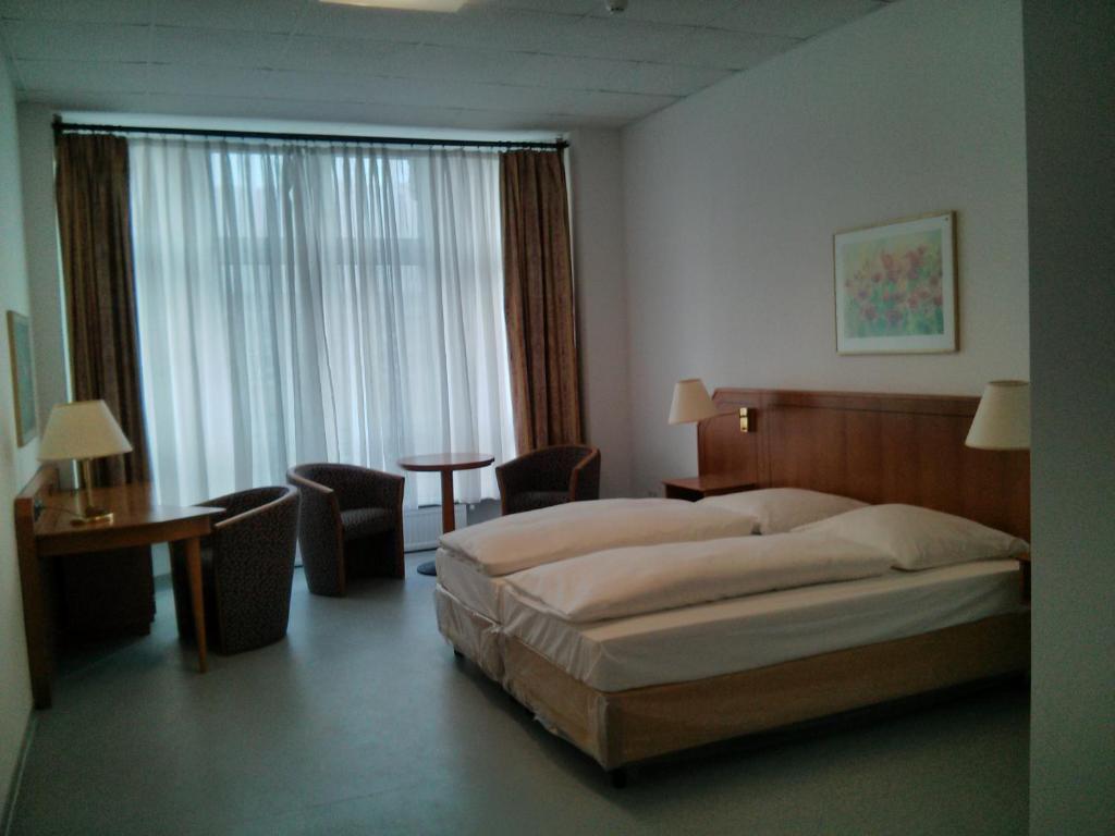 Willy Hotel Frankfurt Frankfurt pe Main Exterior foto