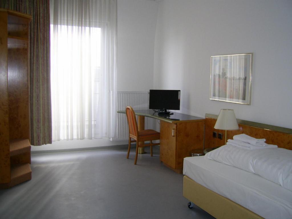 Willy Hotel Frankfurt Frankfurt pe Main Exterior foto
