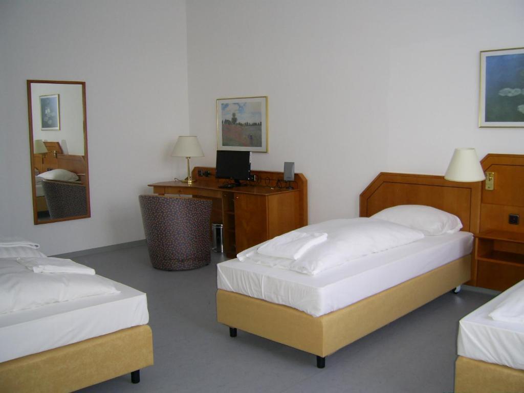 Willy Hotel Frankfurt Frankfurt pe Main Exterior foto